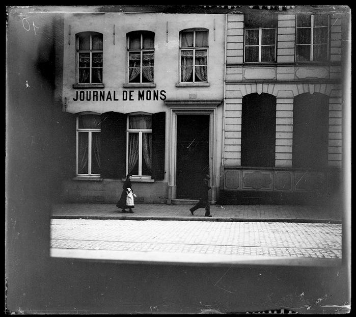 Mons. Essai pris de mon bureau