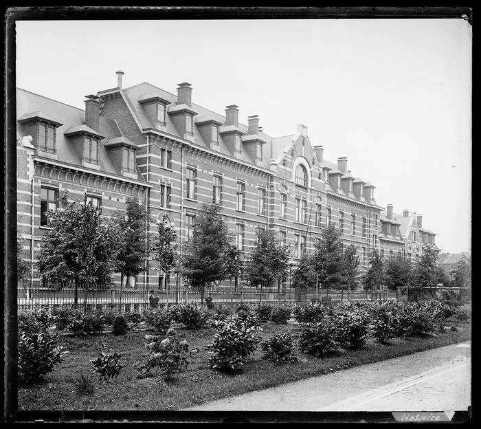 Mons. École normale