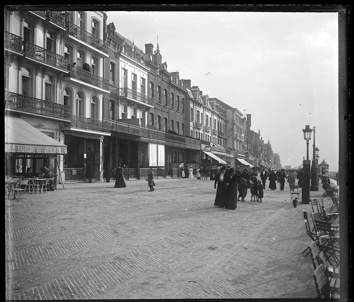 Blankenberge. Les villas Rosa vues de gauche